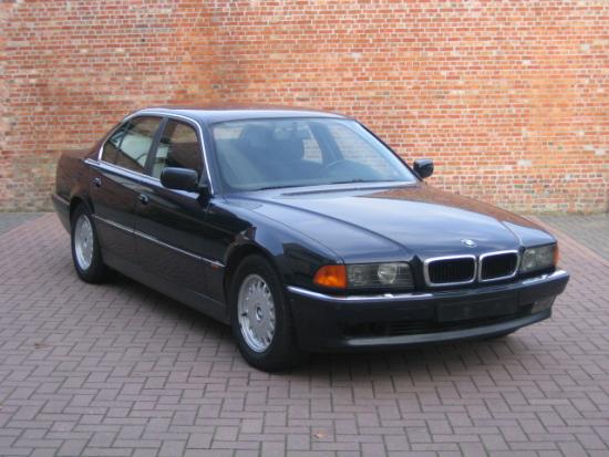 730i_20blauw_95.jpg