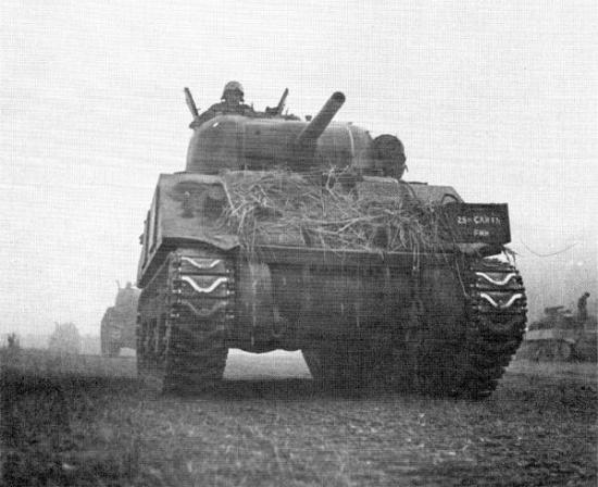 juno_4_8.1_Sherman_20tank.jpg