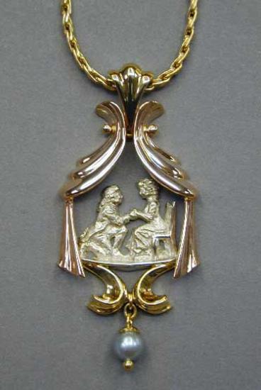 Forever_pendant_large_1_.jpg