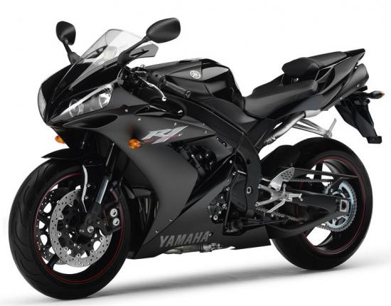 06_YZF_R1_noir_1_.jpg