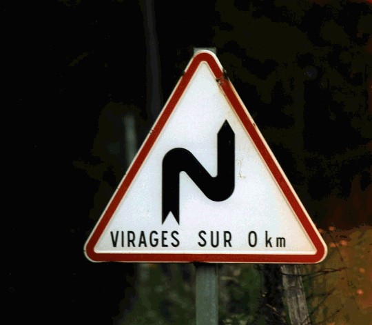 insolite_virage_campagne_perigord_sarlat_599401_1_.jpg