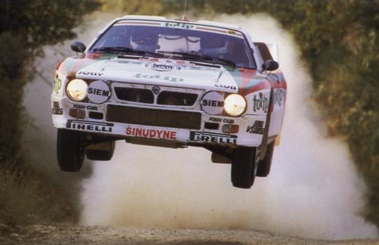 1985_Sam_Remo_Lancia_Rallye_Miki_Biasion.jpg